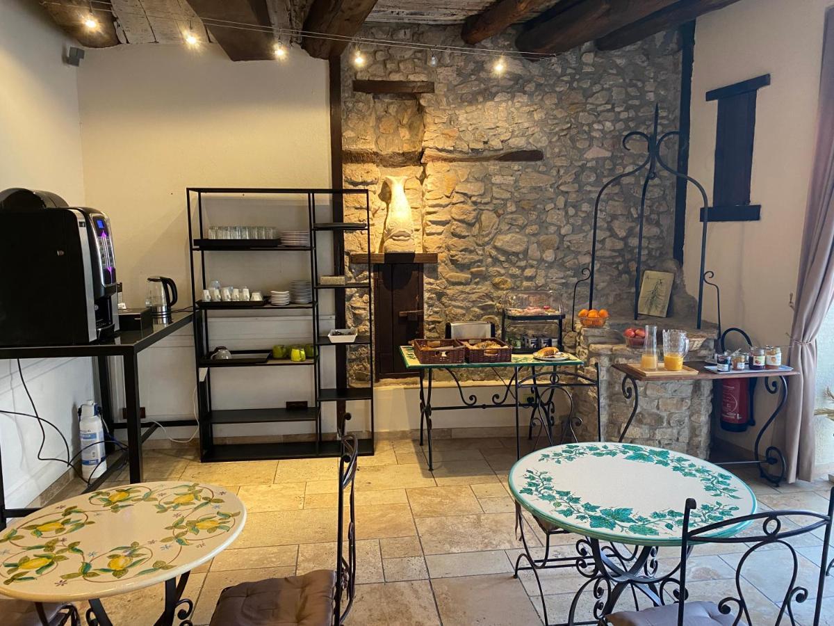 Chateaux Demeures Vallee De L'Arc Trets Exterior foto